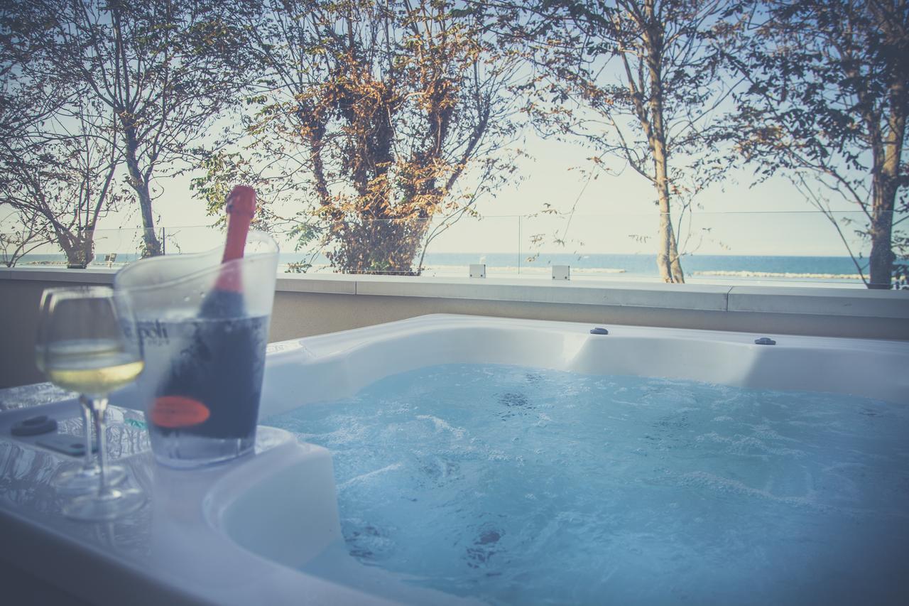 Marina Beach Suite Hotel Rimini Eksteriør bilde